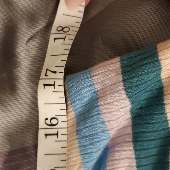 AE Soft & Sexy Tube Top - Picture 3 of 7